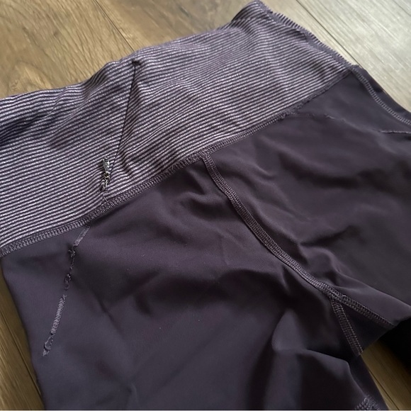 Lululemon Rebel Runner Crop Black Grape Wee Stripe Heathered - Size 4 - Picture 11 of 15